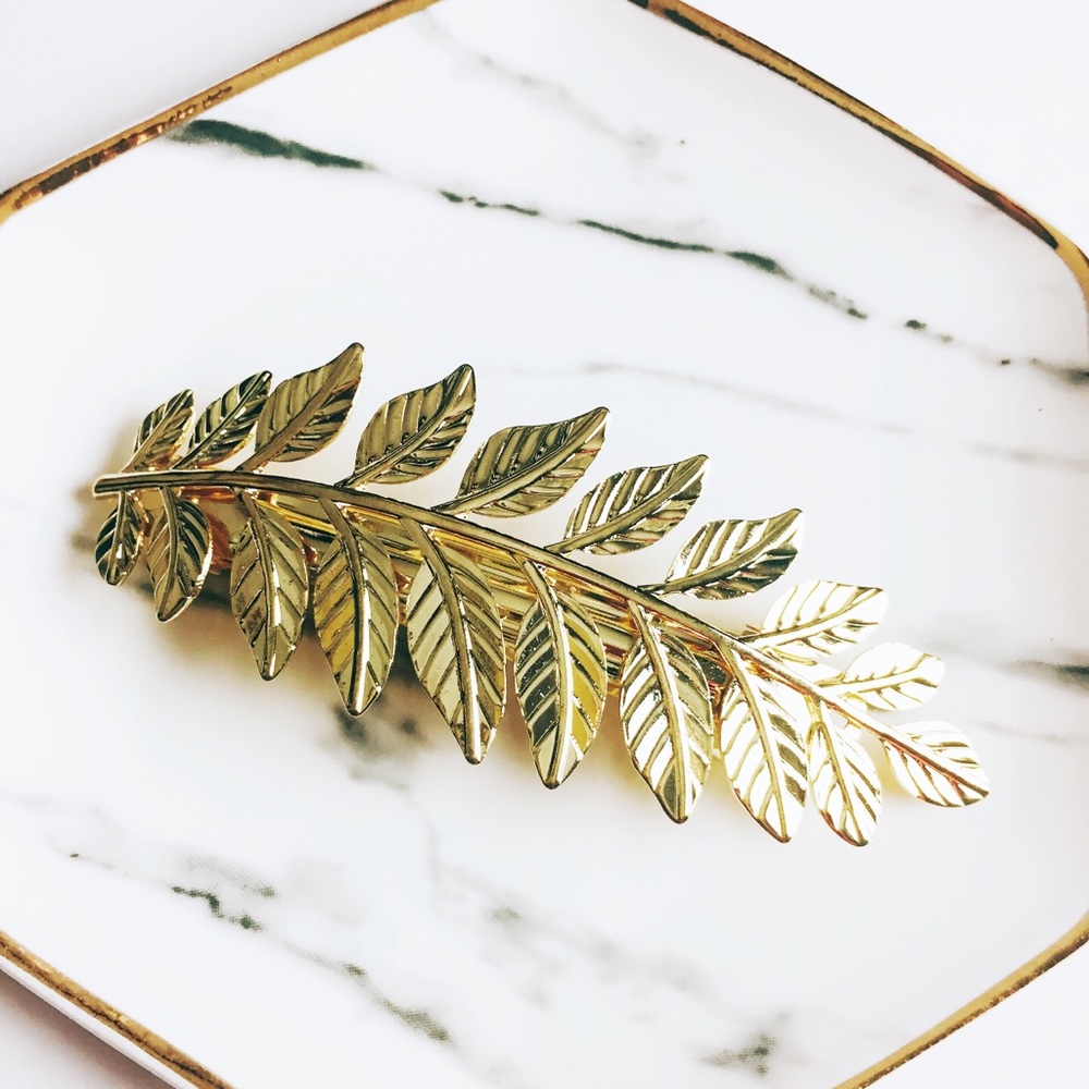 ♦️New! Gold Leaf Barrette